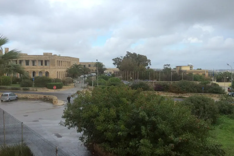 Ħal Far – Málta fuvarozás