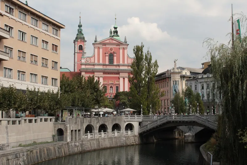 Ljubljana – Volt Jugoszlávia fuvarozás Ljubljana – Volt Jugoszlávia fuvarozás